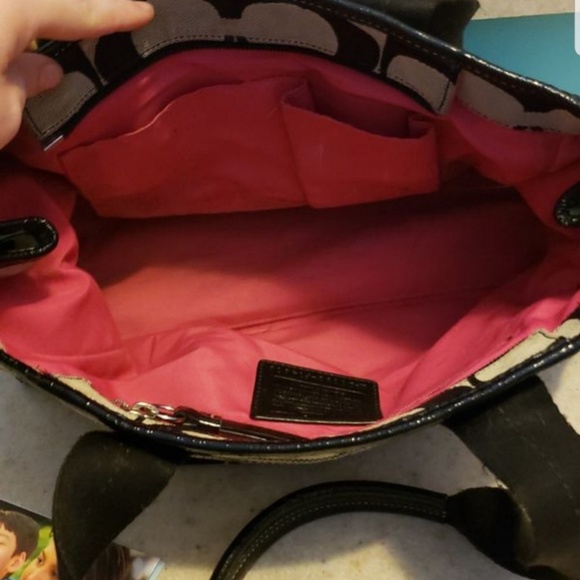 Coach purse - Picture 2 of 2